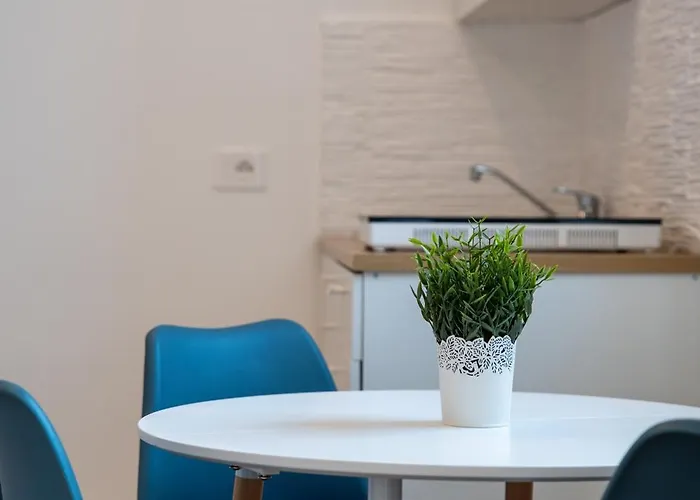 Italy 57 Appartement *